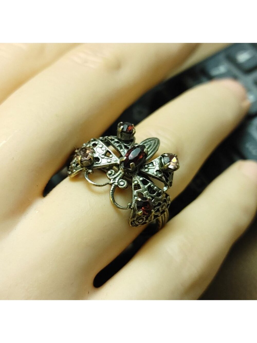 Butterfly Ring Size 8 Vintage Purple Gemstones Filigree Design Silver Tone Metal